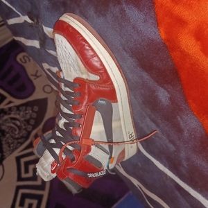 OFF-WHITE Jordan 1s Chicago red